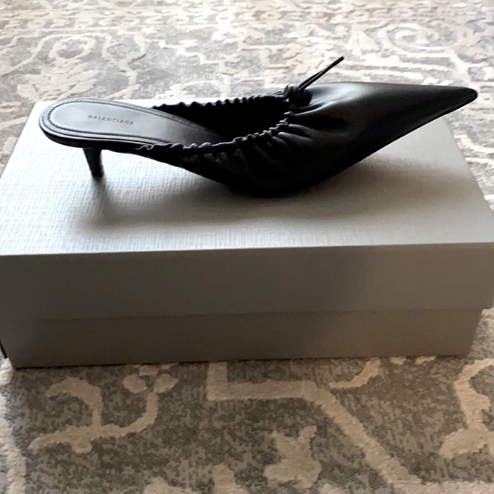 Balenciaga Size 9C Black